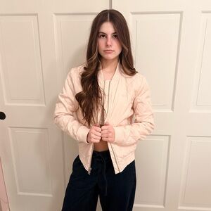 Levi's Women's Light Pink Quilted Bomber Jacket Coat